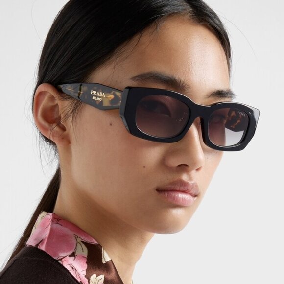 Prada Men Sunglasses Black Grey Gradient Rectangle PRB05S 3890A7 NEW AUTHENTIC - Picture 10 of 11